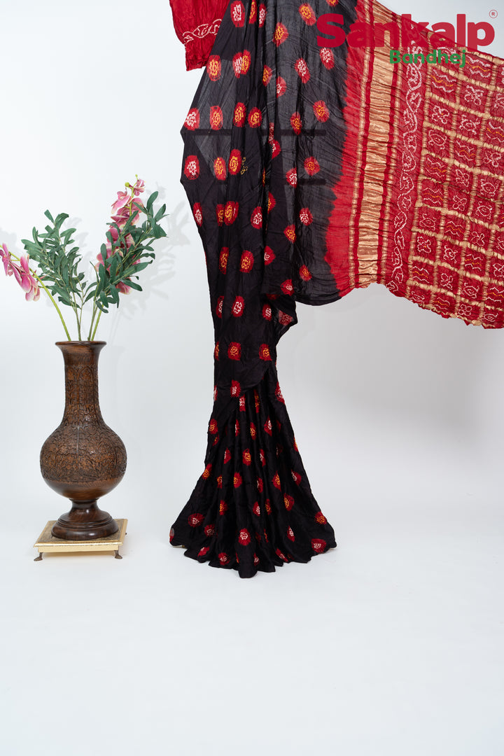 Black And Red Gulti Gaji Silk Bandhani Saree