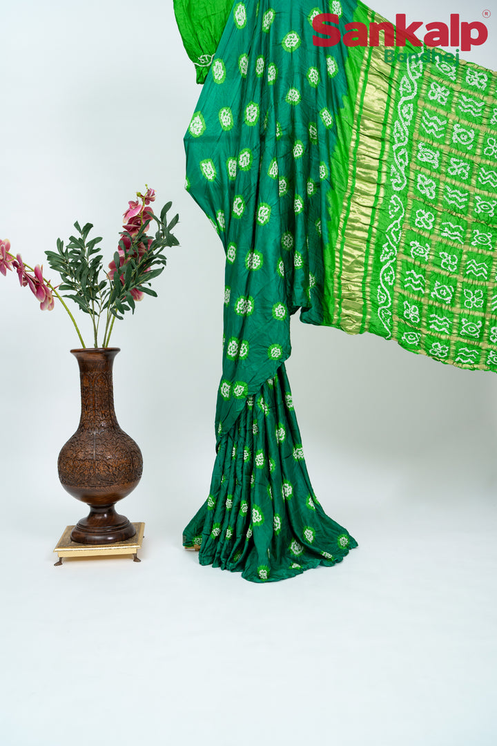 Parrot Seagreen Gulti Gaji Silk Bandhani Saree