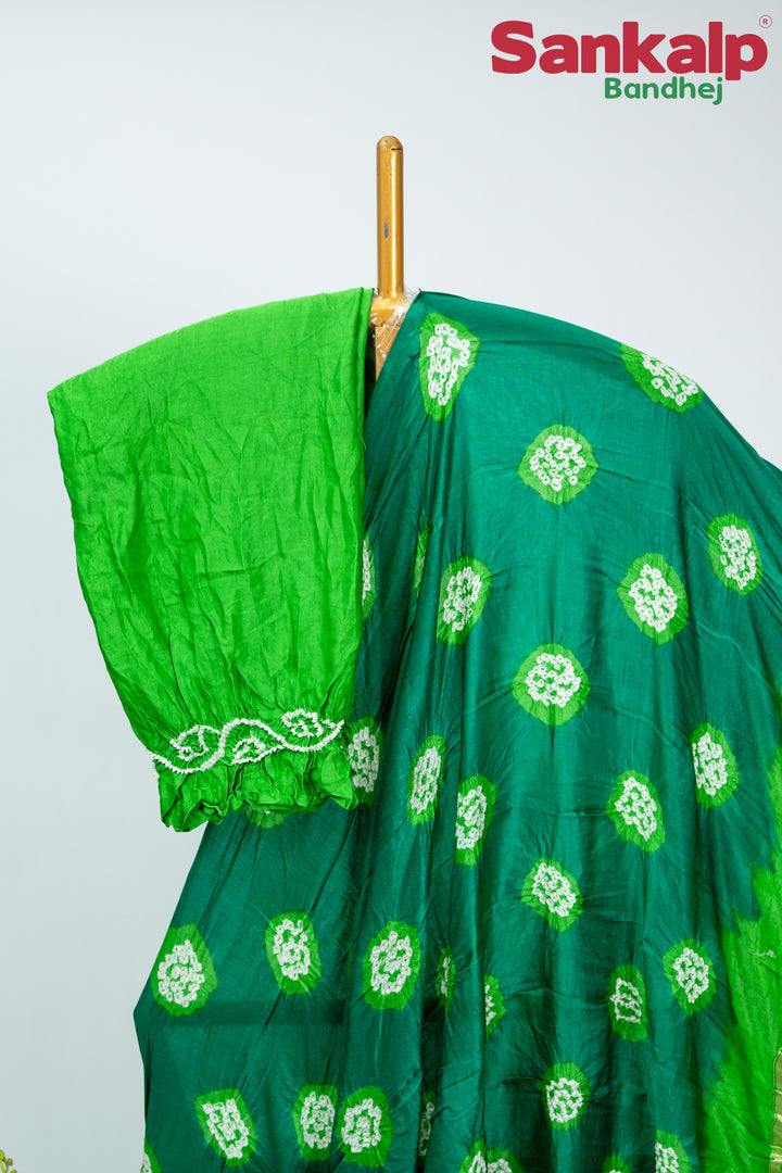 Parrot Seagreen Gulti Gaji Silk Bandhani Saree