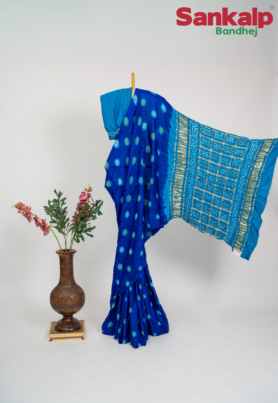 Royal Blue And Sky Blue Gulti Gaji Silk Bandhani Saree
