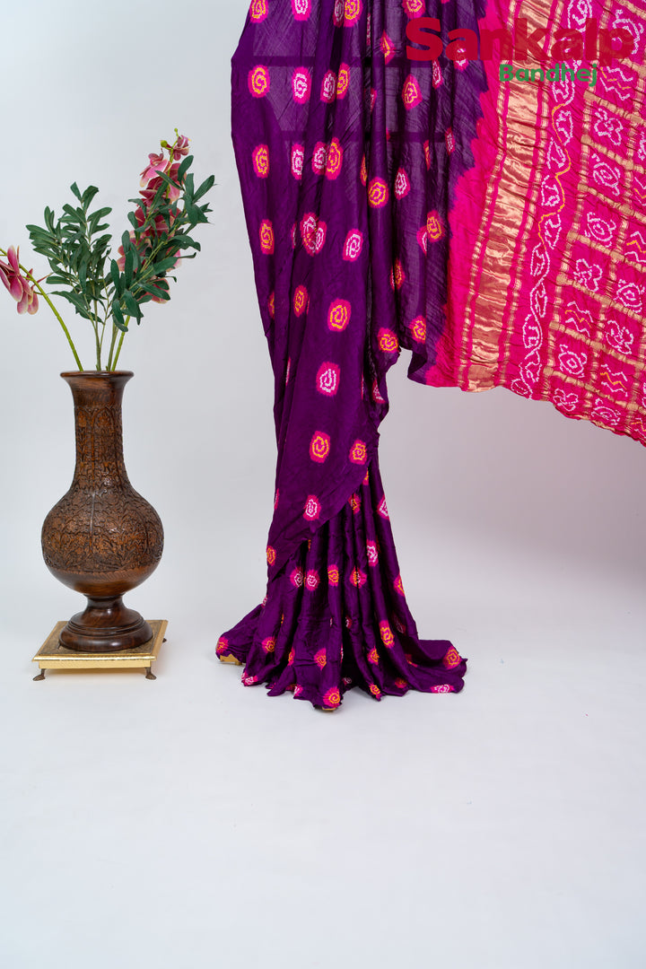 Rani Magenta Gulti Gaji Silk Bandhani Saree