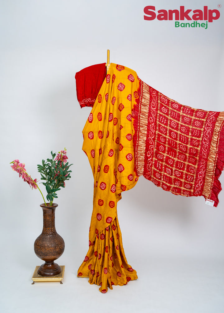 Red Golden Gulti Gaji Silk Bandhani Saree