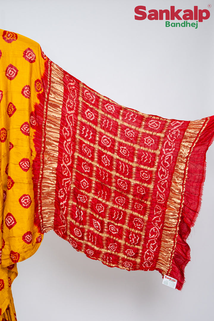 Red Golden Gulti Gaji Silk Bandhani Saree