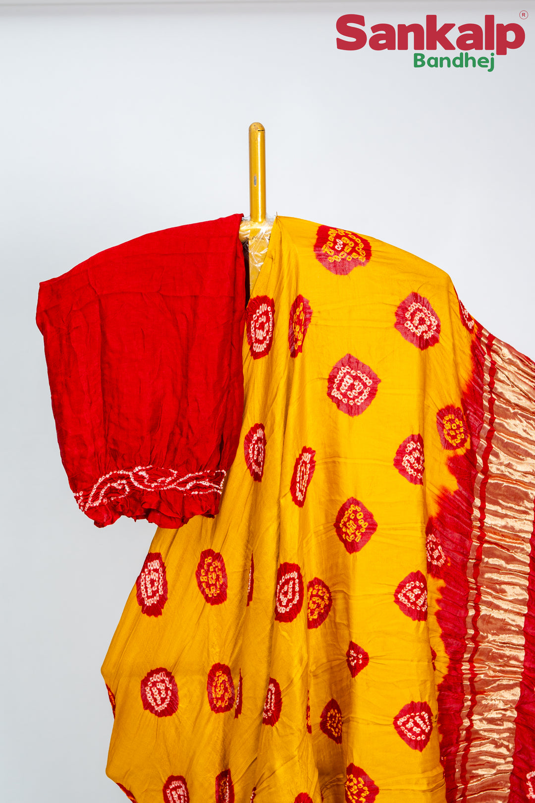 Red Golden Gulti Gaji Silk Bandhani Saree