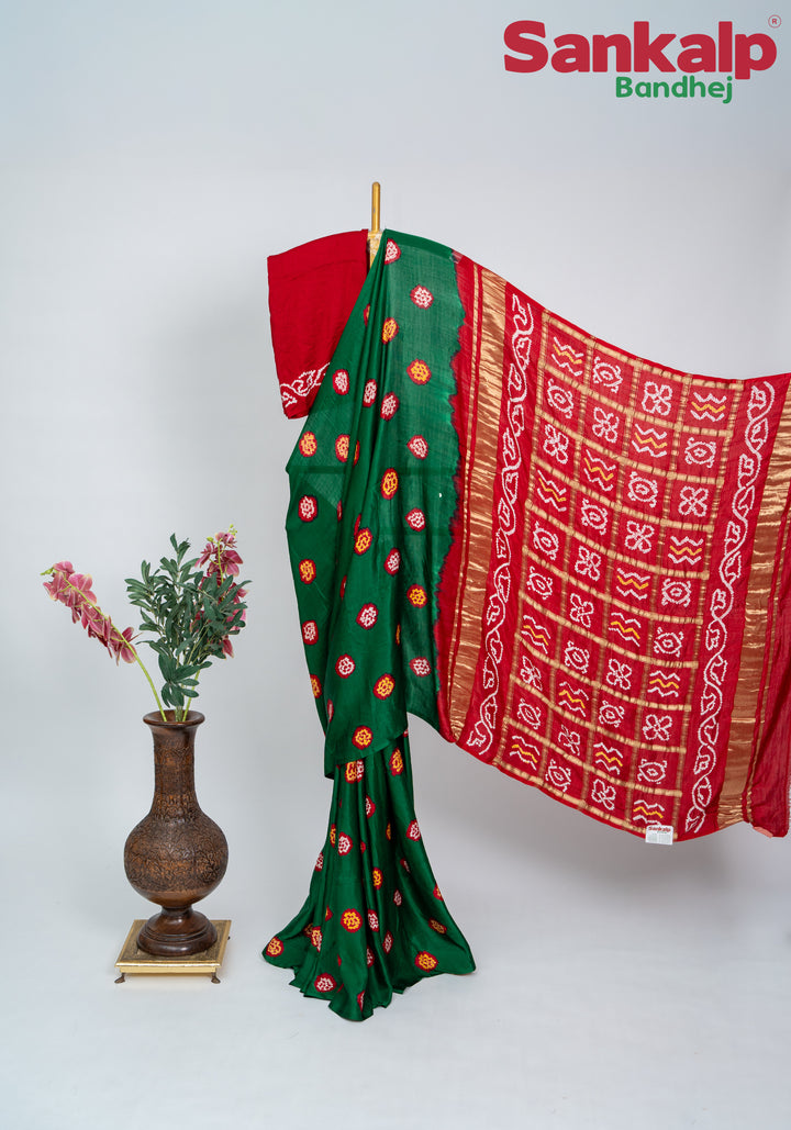 Red Green Gulti Gaji Silk Bandhani Saree