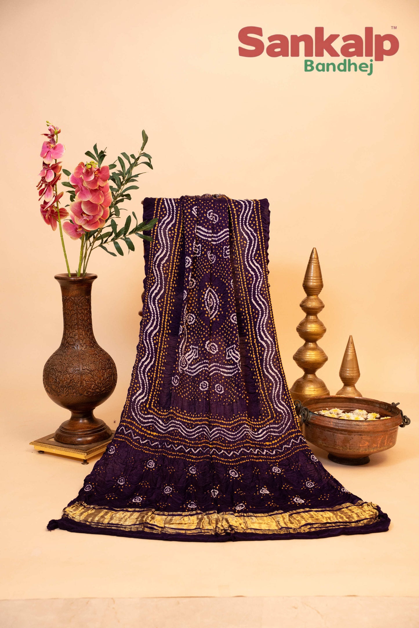 Gajji Silk Chandrakani Magenta Dupatta