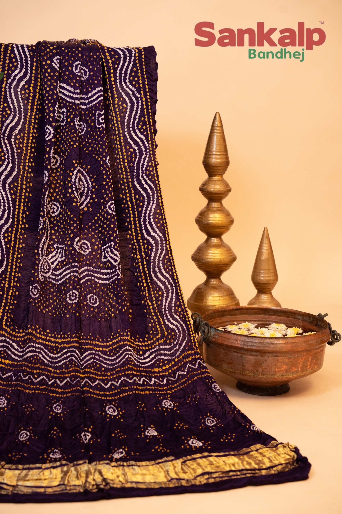 Gajji Silk Chandrakani Magenta Dupatta