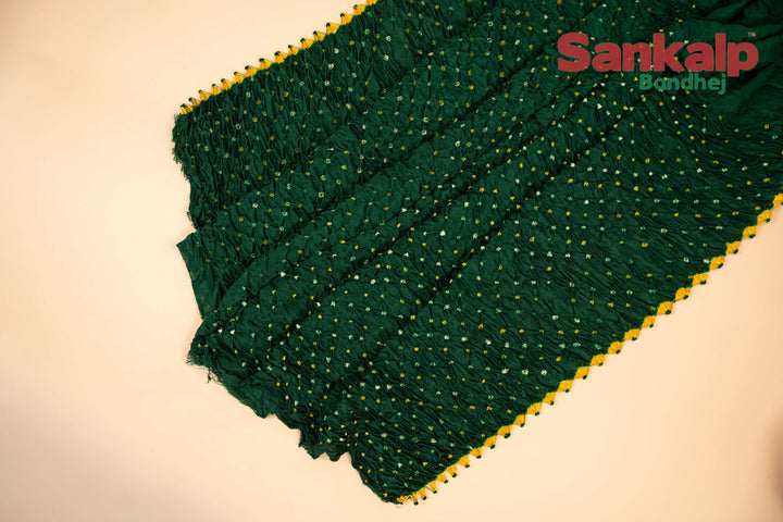Dark Green Pure Gajji Silk Bandhani Saree With Lagdi Patta Pallav