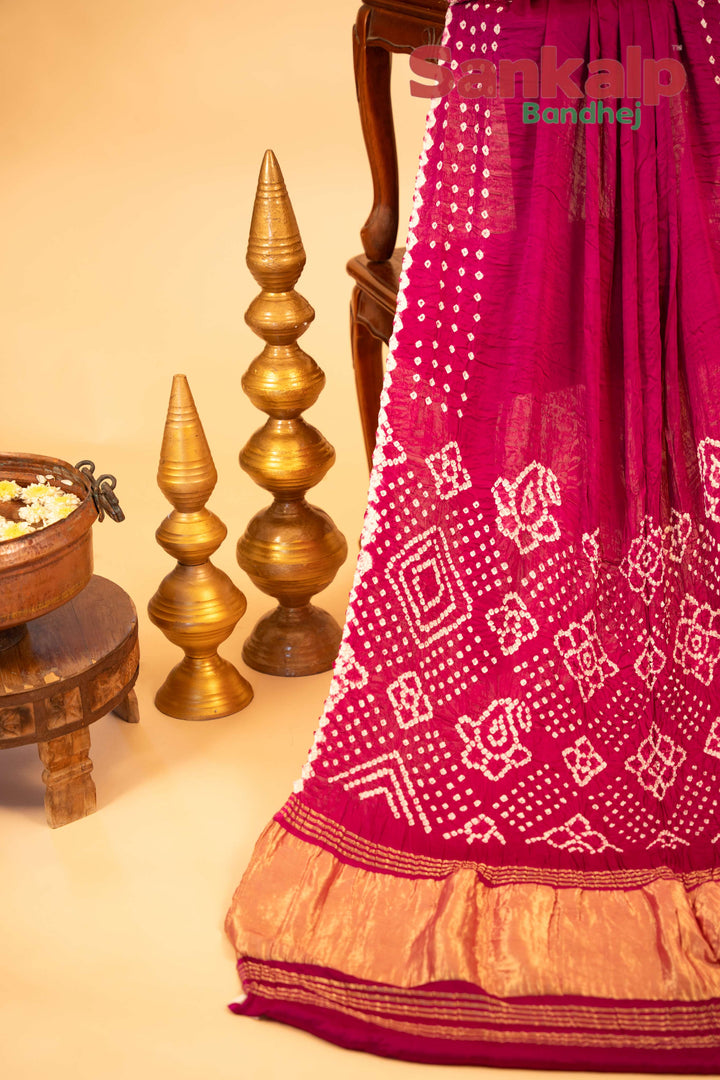 Rani Pink Pure Modal Silk Lagdi Patta Pallav Bandhani Saree