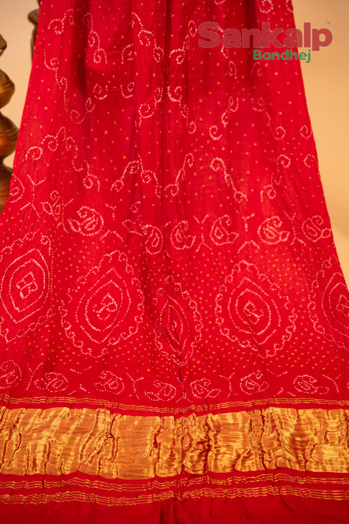 Red Gajji Silk Bandhej Saree With Lagdi Patta Pallav